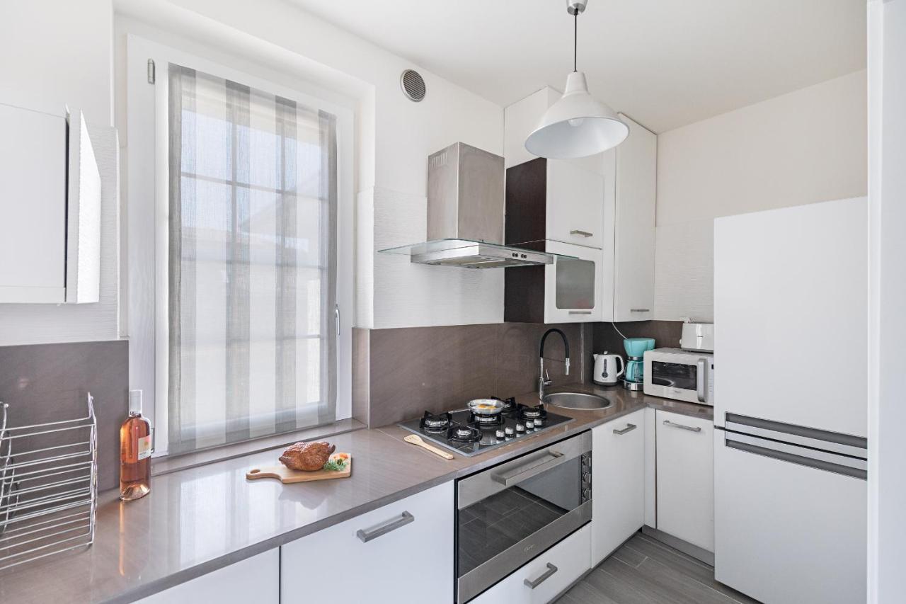 Appartamento Mazzini P1-25 By Wonderful Italy Sirmione Luaran gambar